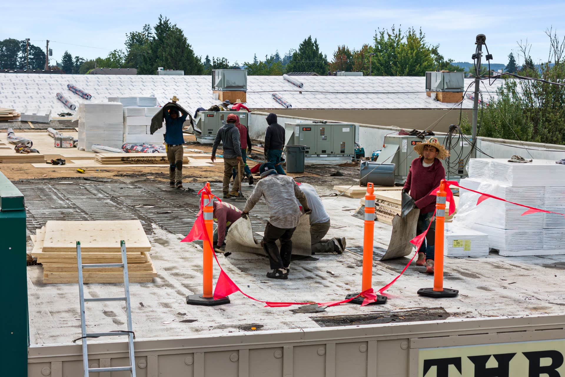 Commercial roof inspection