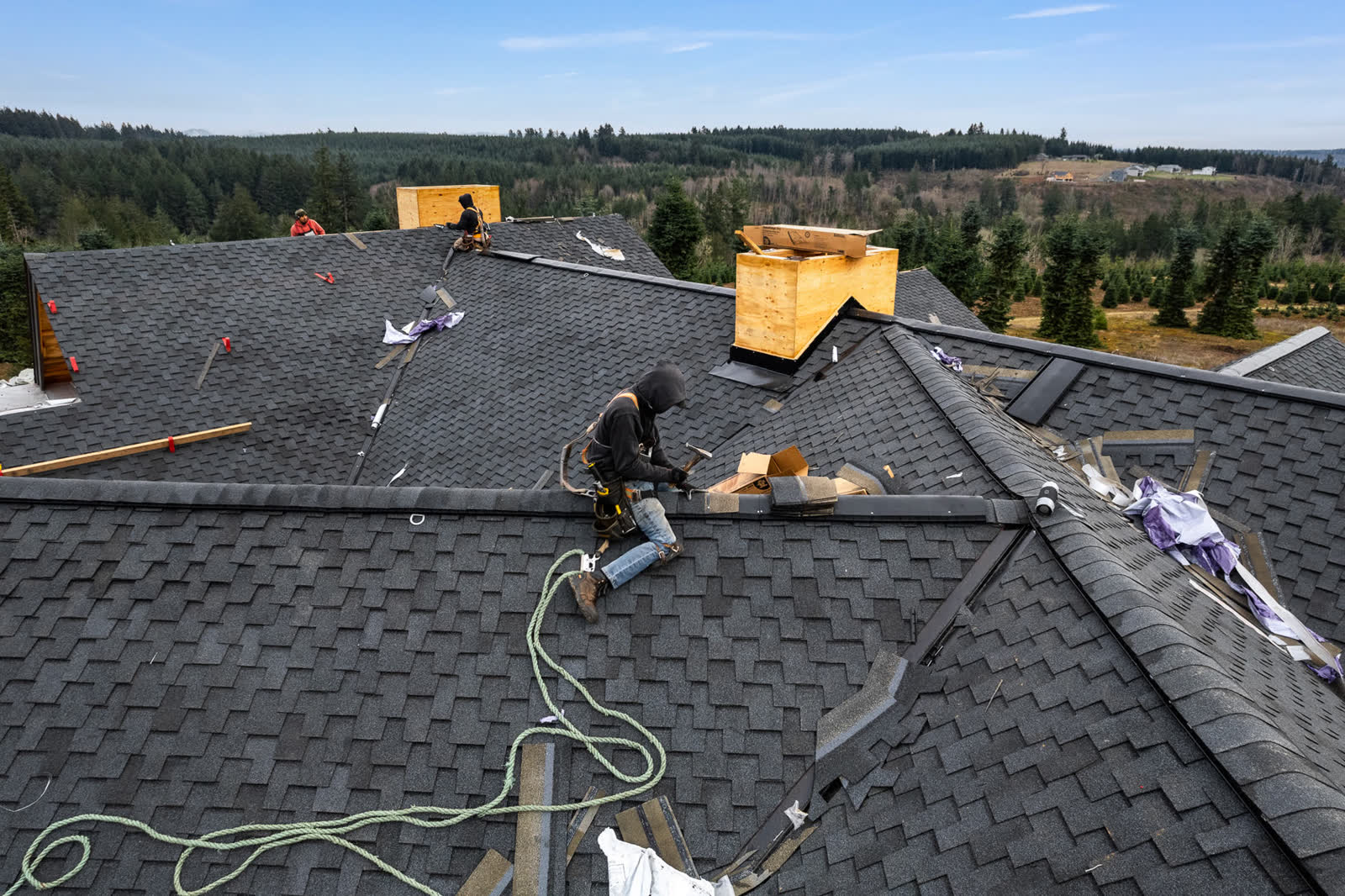 Residential Asphalt Roof - Image 4